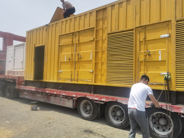 麻阳汽油发电机对供油装置的要求