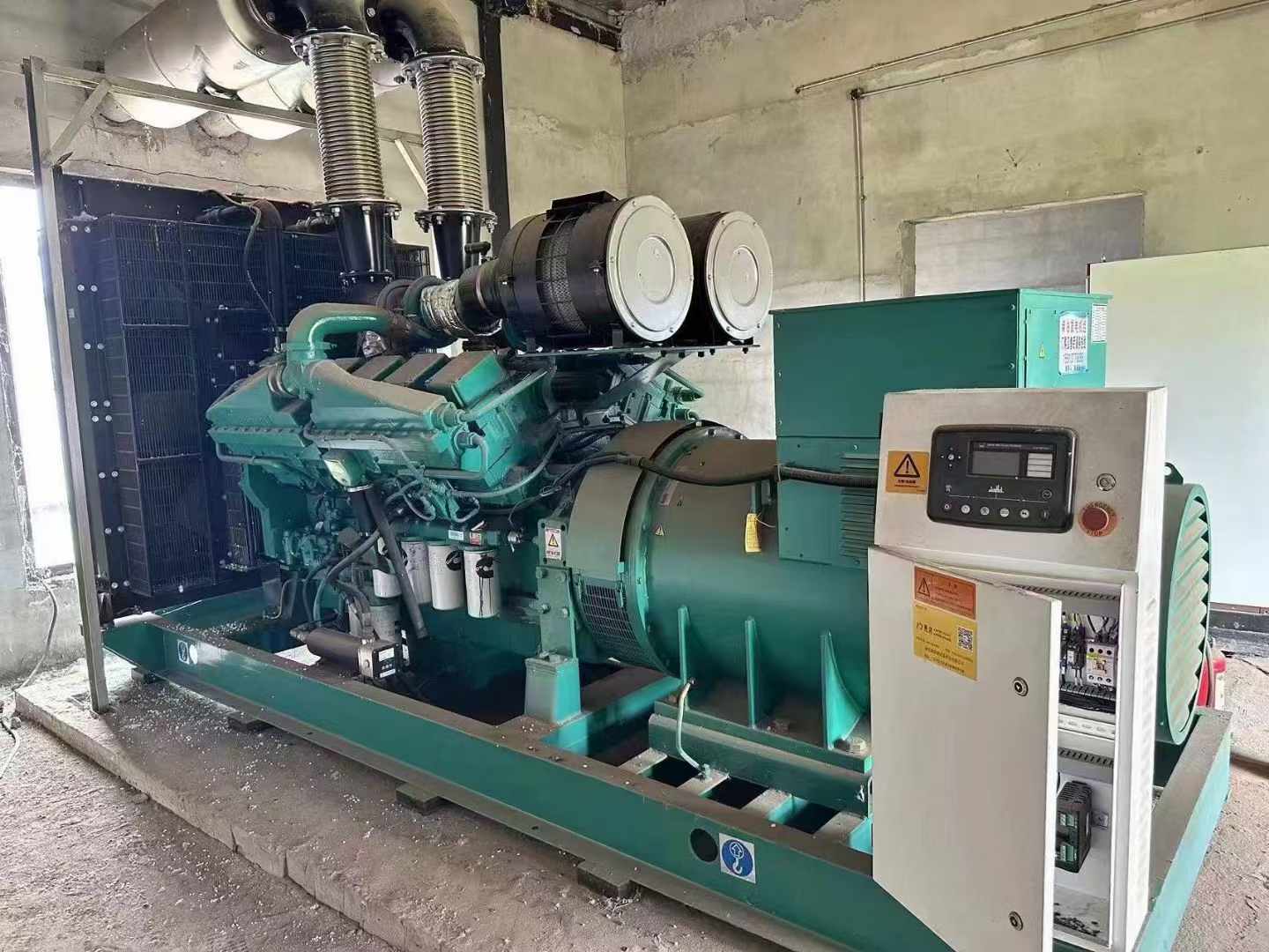 麻阳无功补偿装置的性能评估需要考虑哪些因素？